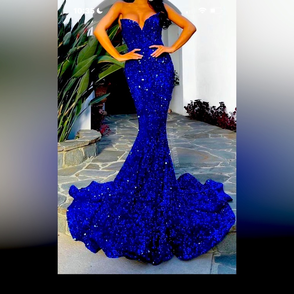 Mermaid Royal Blue formal dress. Size 8-10